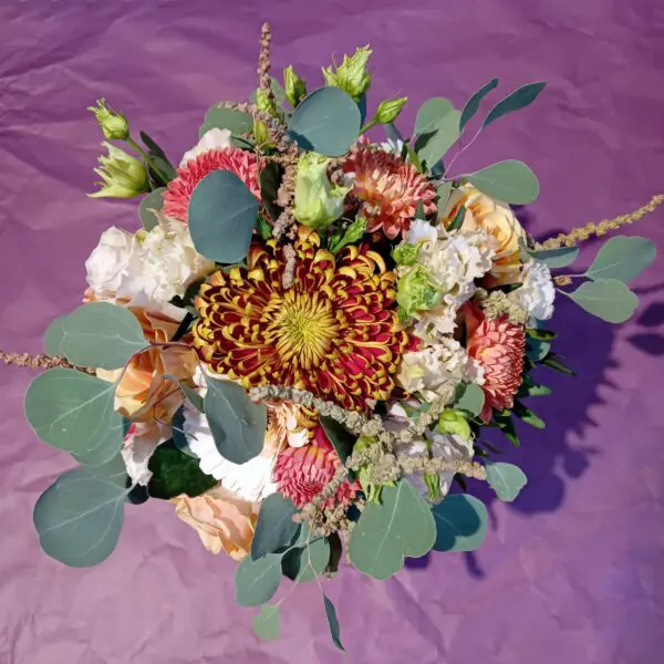 Hochzeitsstrauss Eukalyptus und Chrysanthemen